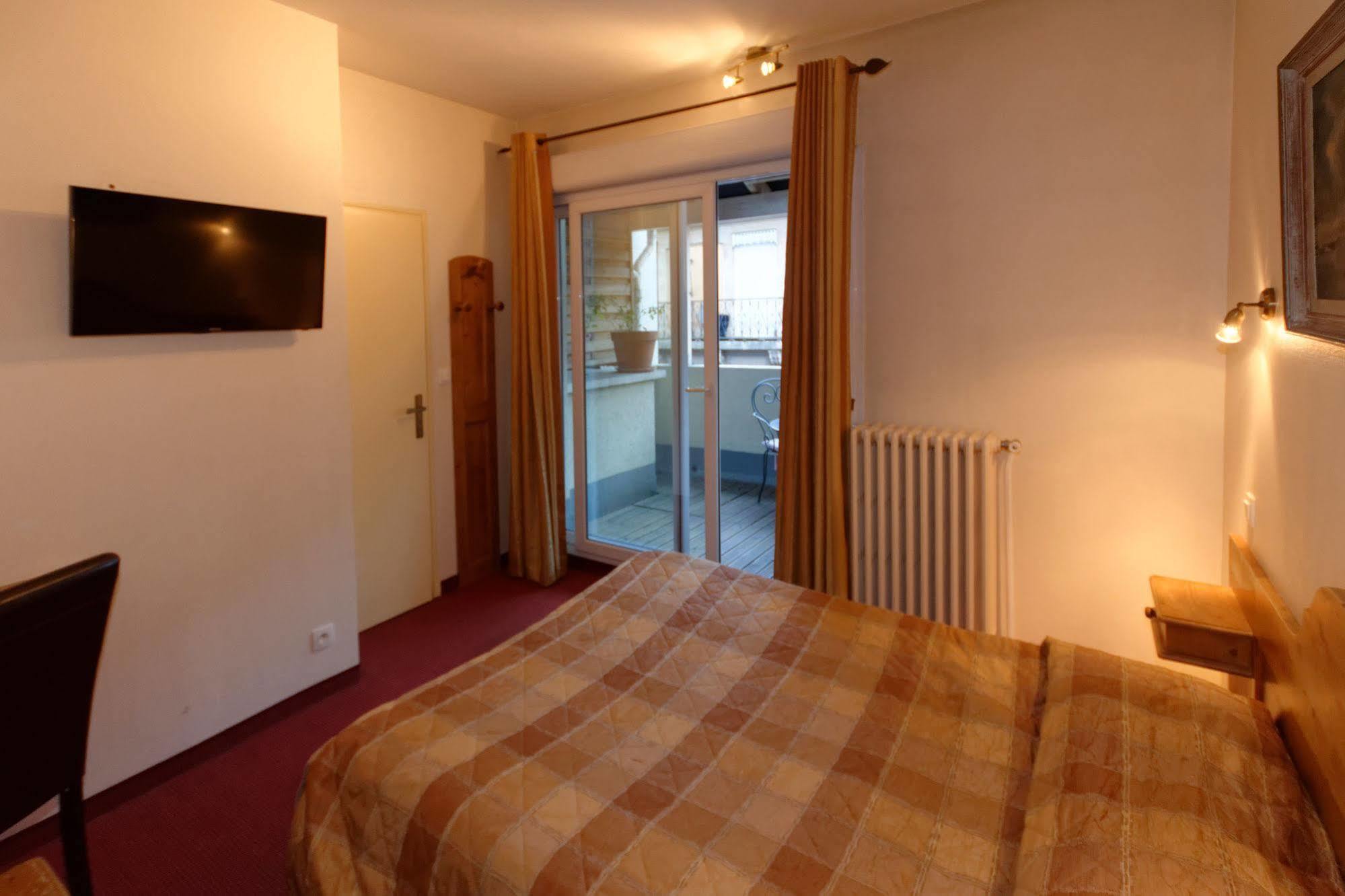 Hotel Trianon Grenoble Centre Exterior foto