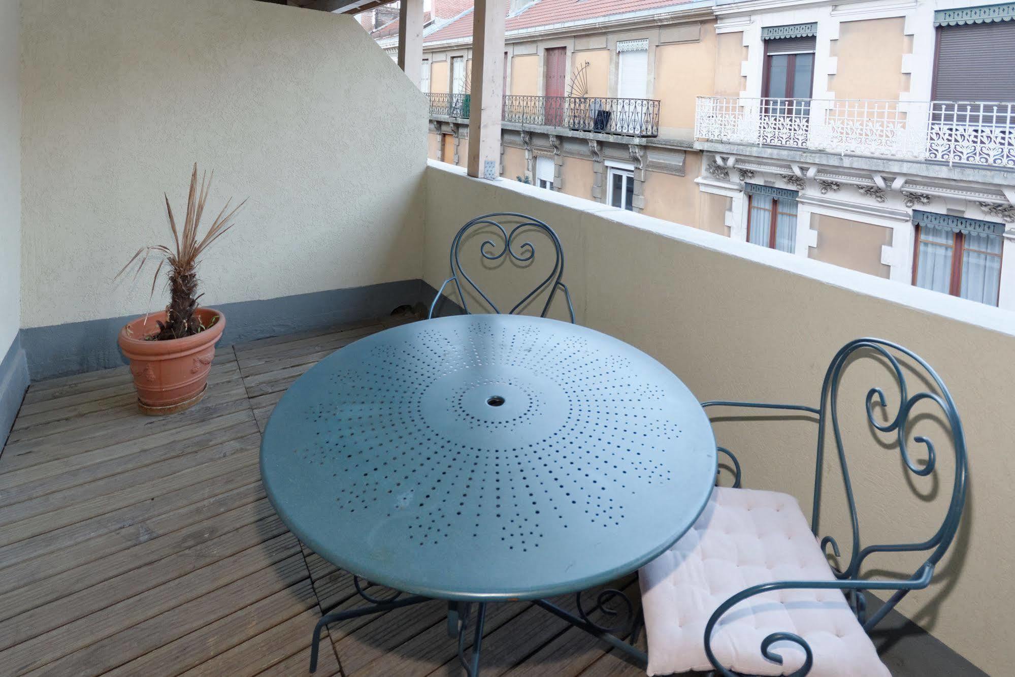 Hotel Trianon Grenoble Centre Exterior foto